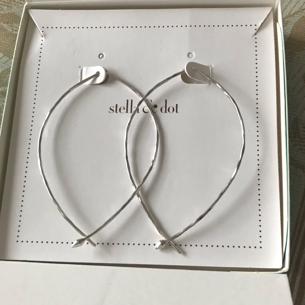 stella & dot Hammered Hoops!! - spring 2019